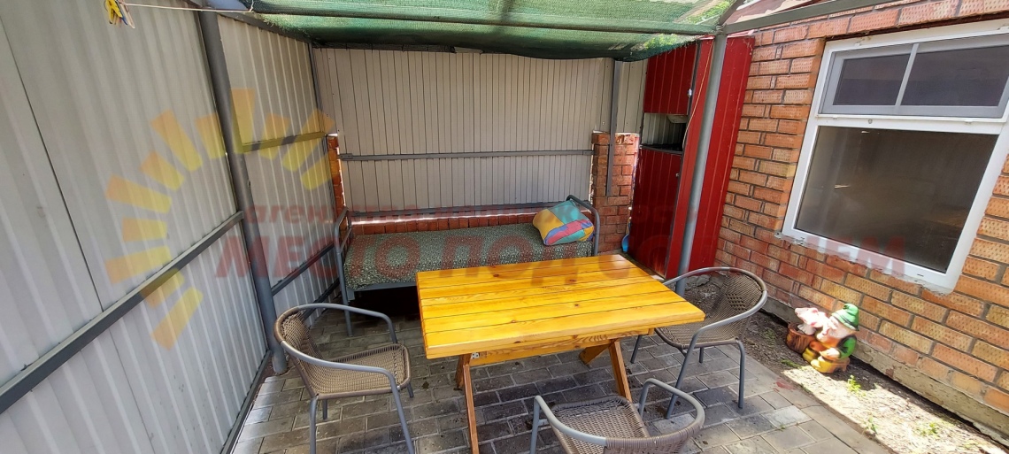 9e1ef2bbf5fbd991e6650c5ab3fe7bd815fb882be8bb75b35ad1461d936e319a